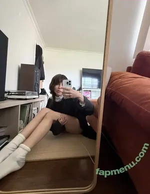 Alexandria Brady / Julie | eerilyrealistic / eerilyrealistic nude photo #0099