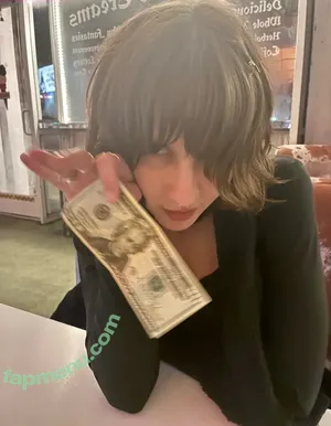 Alexandria Brady / Julie | eerilyrealistic / eerilyrealistic nude photo #0111