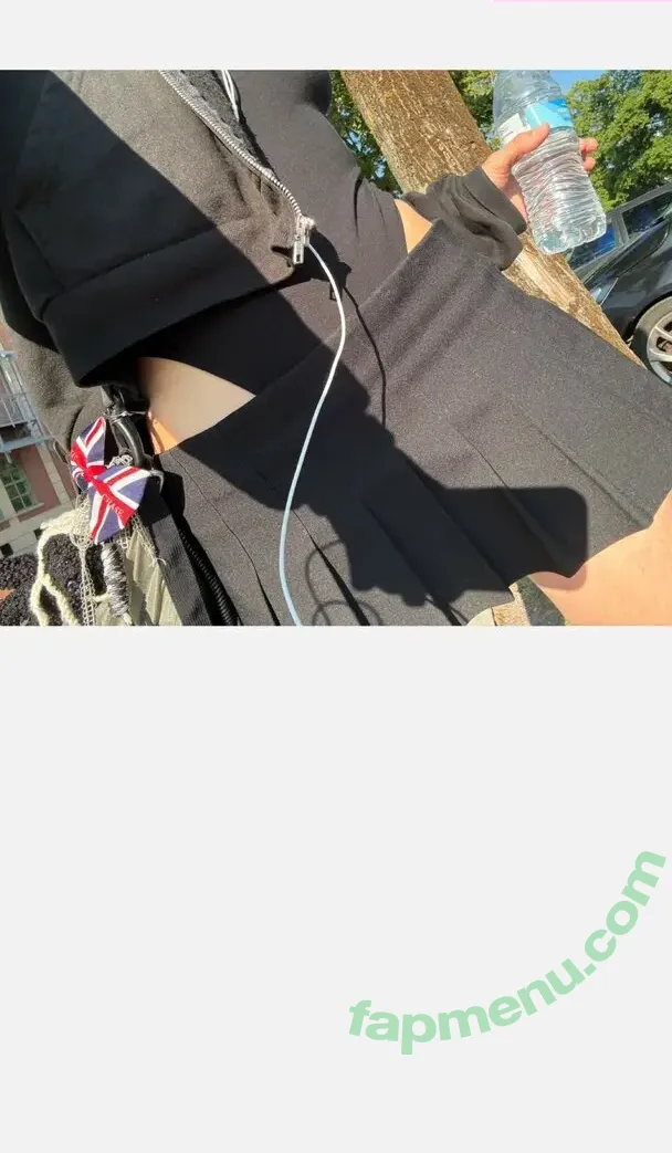 Alexandria Brady nude photo #0033 (Julie | eerilyrealistic / eerilyrealistic)