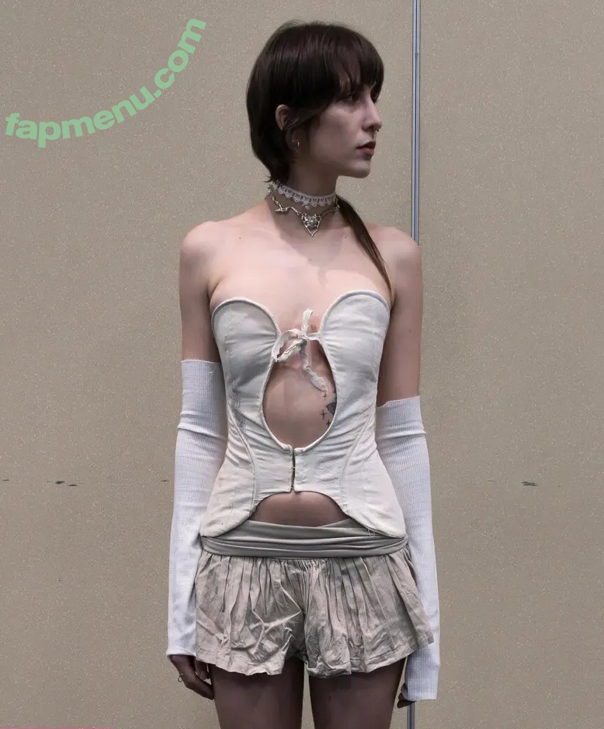 Alexandria Brady nude photo #0077 (Julie | eerilyrealistic / eerilyrealistic)