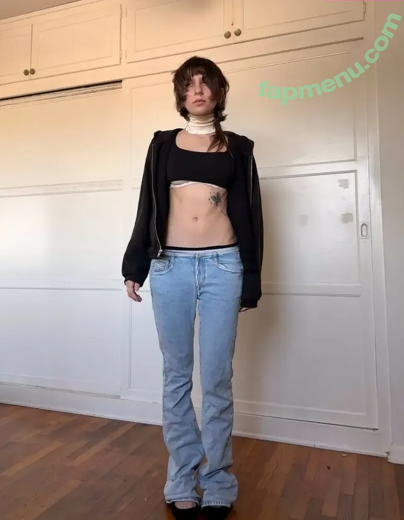 Alexandria Brady nude photo #0091 (Julie | eerilyrealistic / eerilyrealistic)