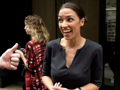 Alexandria Ocasio-Cortez / AOC nude photo #0018