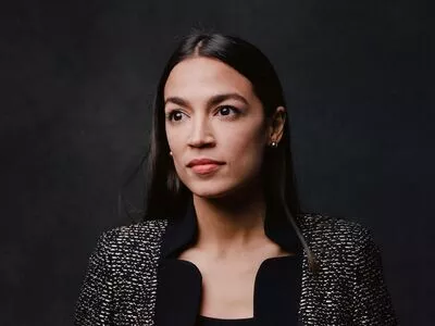 Alexandria Ocasio-Cortez / AOC nude photo #0019