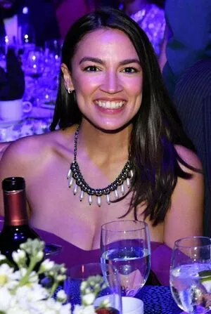 Alexandria Ocasio-Cortez / AOC nude photo #0110