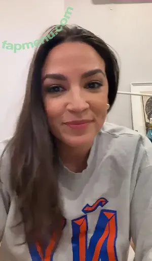 Alexandria Ocasio-Cortez / AOC / Alexandria Ocasio Cortez nude photo #0378