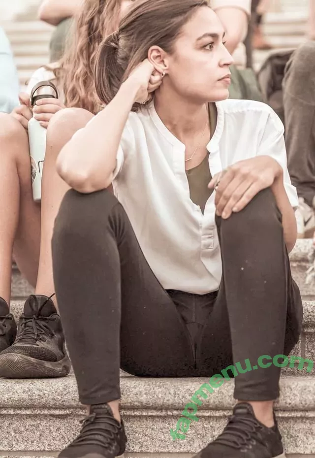 Alexandria Ocasio-Cortez nude photo #0135 (AOC)
