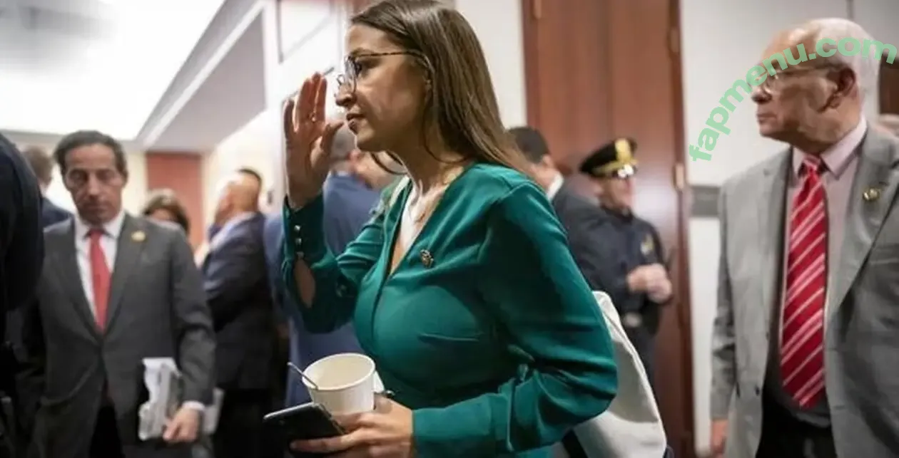 Alexandria Ocasio-Cortez nude photo #0351 (AOC / Alexandria Ocasio Cortez)