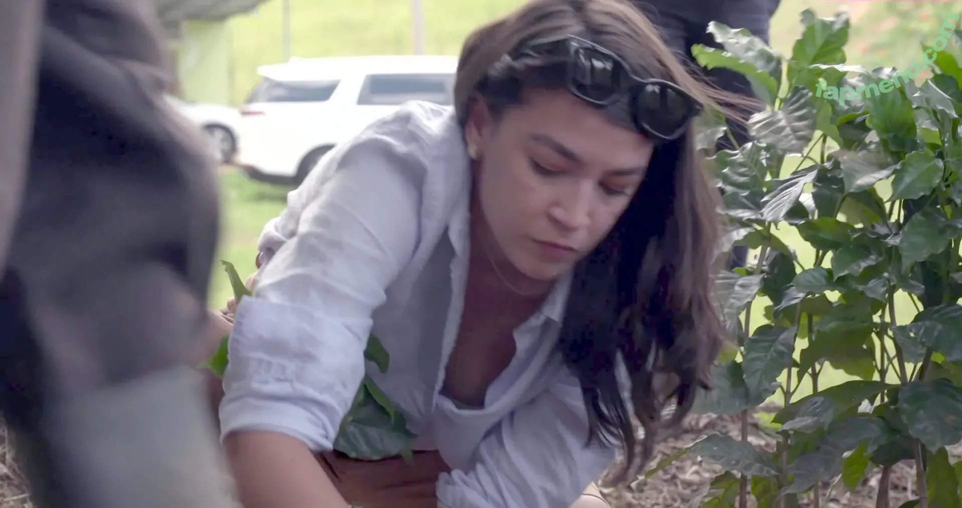 Alexandria Ocasio-Cortez nude photo #0360 (AOC / Alexandria Ocasio Cortez)