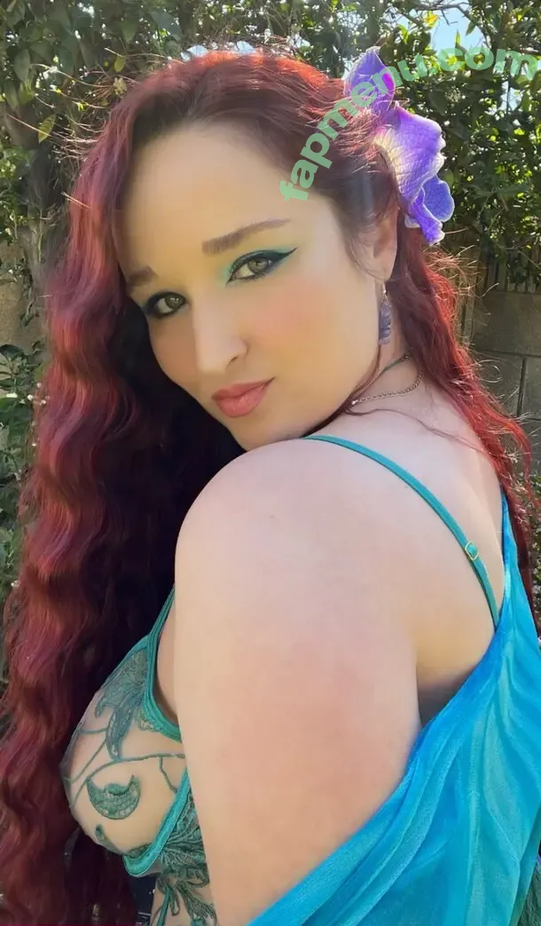Alexandria The Red nude photo #2305 (Alexandriathered / alexandriathred)