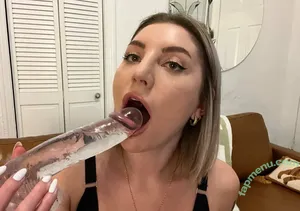 alexaonline / alexadoingstuff / mariokartdwi nude photo #0018