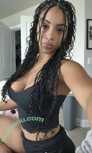 Alexi Johnson / curlygurlxoxo / youngalexi_ nude photo #0001