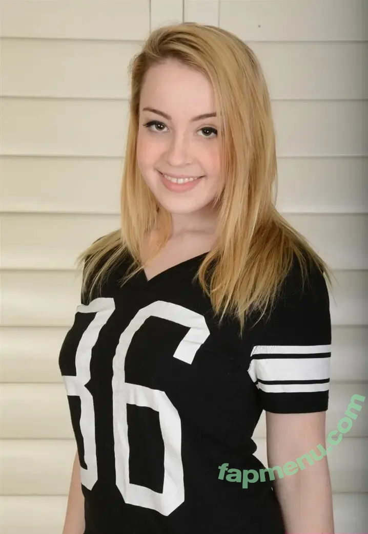 Alexia Gray nude photo #0011 (Alexia Gray)