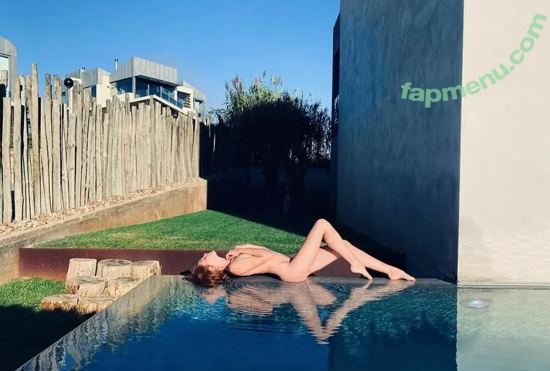 Alexina Graham nude photo #0045 (alexinagraham)