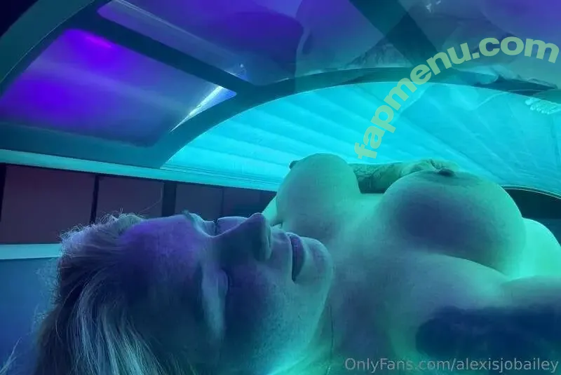 Alexis Bailey nude photo #0011 (alexispregnant23 / gr33dygirl)
