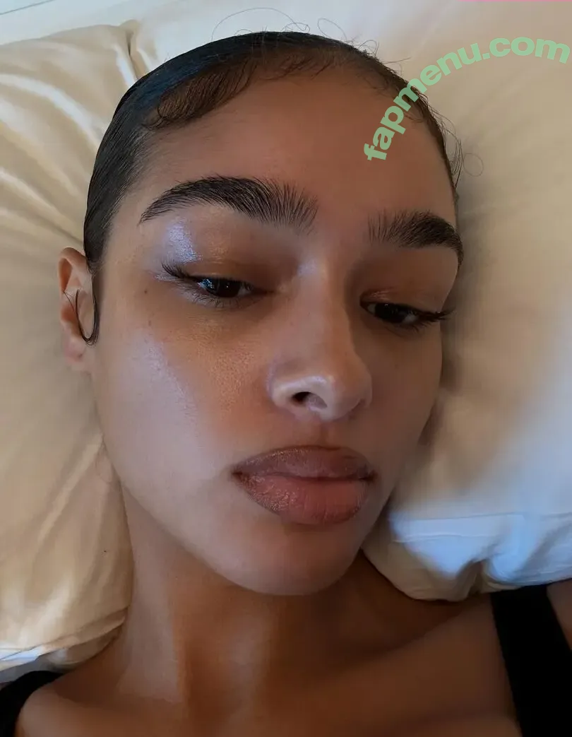 Alexis Carrington nude photo #0086 (Lexcarringtonn / carringtondurham / sexilexisexi)