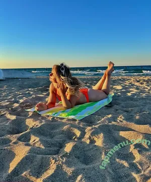 Alexis Janiak / alexisjaniak nude photo #0008