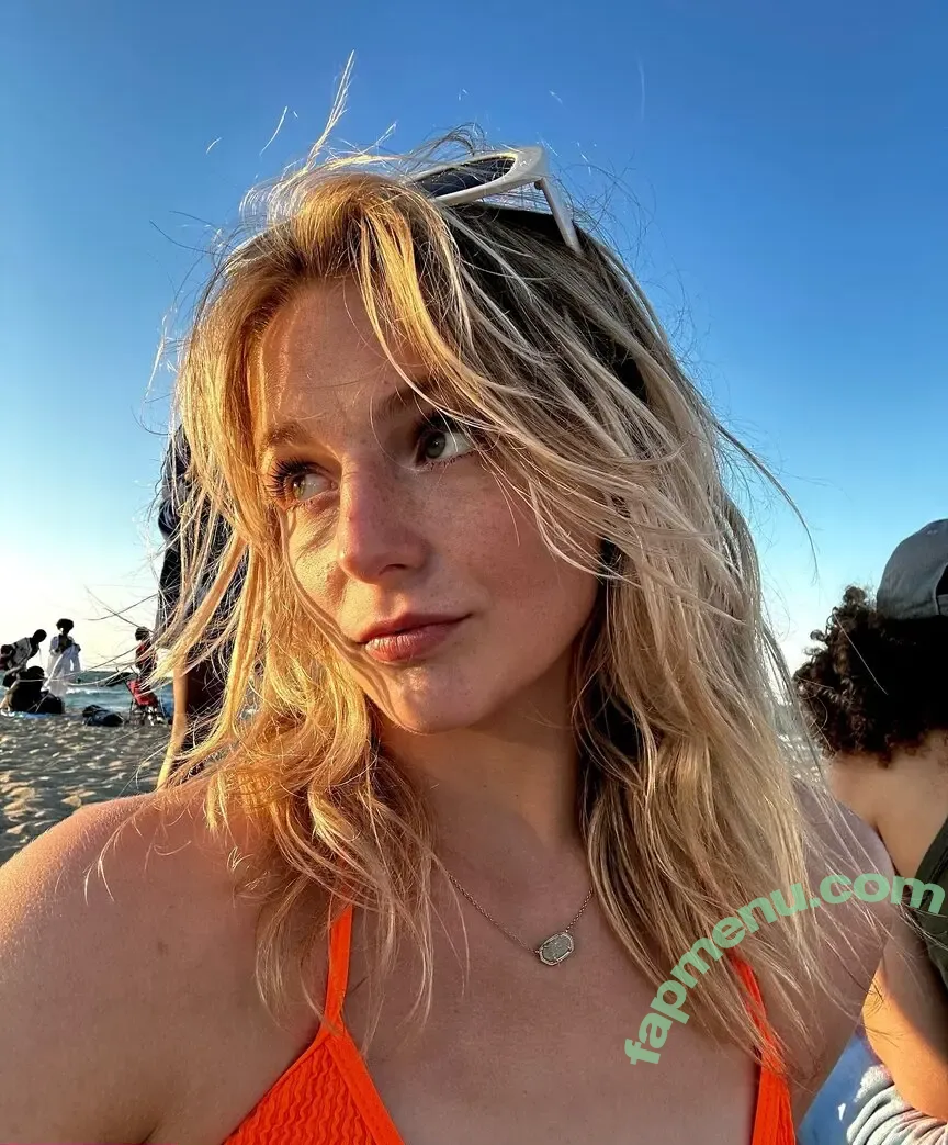 Alexis Janiak nude photo #0006 (alexisjaniak)