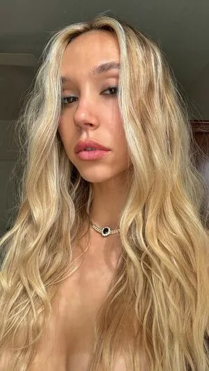 Alexis Ren / alexisren / alexisreng / alexisrenofficial / alexxissren nude photo #0905