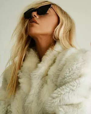 Alexis Ren / alexisren / alexisreng / alexisrenofficial / alexxissren nude photo #0907