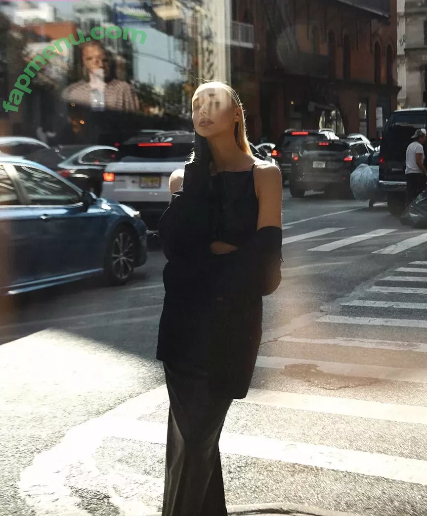 Alexis Ren nude photo #0674 (alexisren / alexisreng / alexisrenofficial / alexxissren)