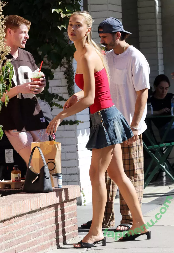 Alexis Ren nude photo #0721 (alexisren / alexisreng / alexisrenofficial / alexxissren)