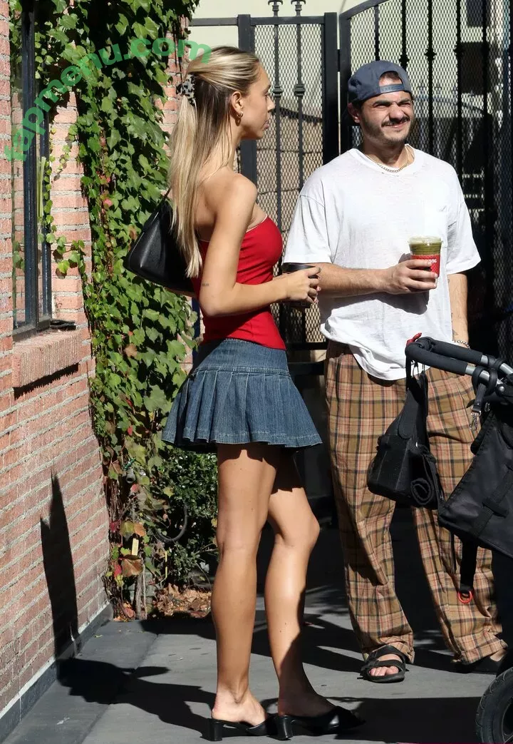 Alexis Ren nude photo #0733 (alexisren / alexisreng / alexisrenofficial / alexxissren)