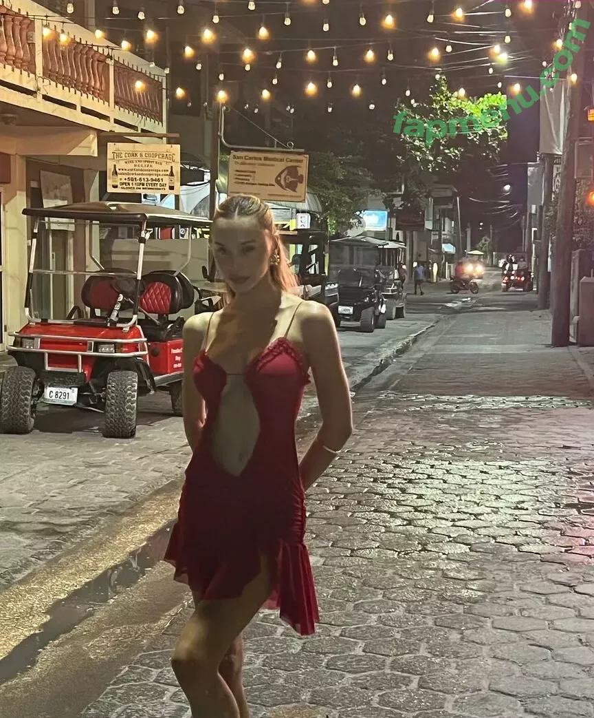 Alexis Ren nude photo #0862 (alexisren / alexisreng / alexisrenofficial / alexxissren)