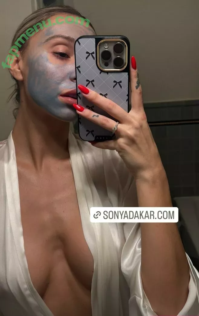 Alexis Ren nude photo #0878 (alexisren / alexisreng / alexisrenofficial / alexxissren)