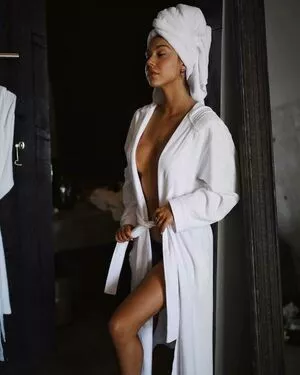 Alexis Ren / alexisren / alexisreng / alexisrenofficial / alexxissren nude photo #1149