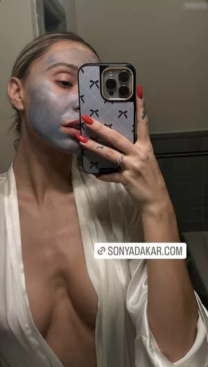 Alexis Ren / alexisren / alexisreng / alexisrenofficial / alexxissren nude photo #1224