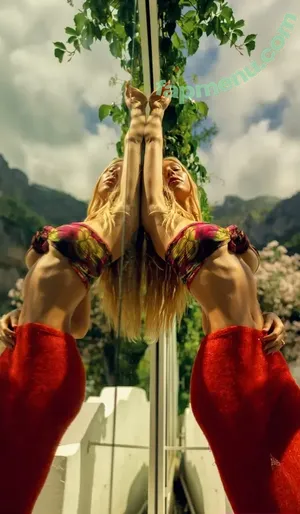 Alexis Ren / alexisren / alexisreng / alexxissren nude photo #1848