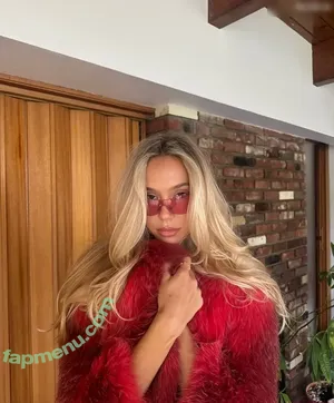 Alexis Ren / alexisren / alexisreng / alexxissren nude photo #1881