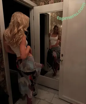 Alexis Ren / alexisren / alexisreng / alexxissren nude photo #1882