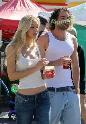 Alexis Ren / alexisren / alexisreng / alexxissren nude photo #1889