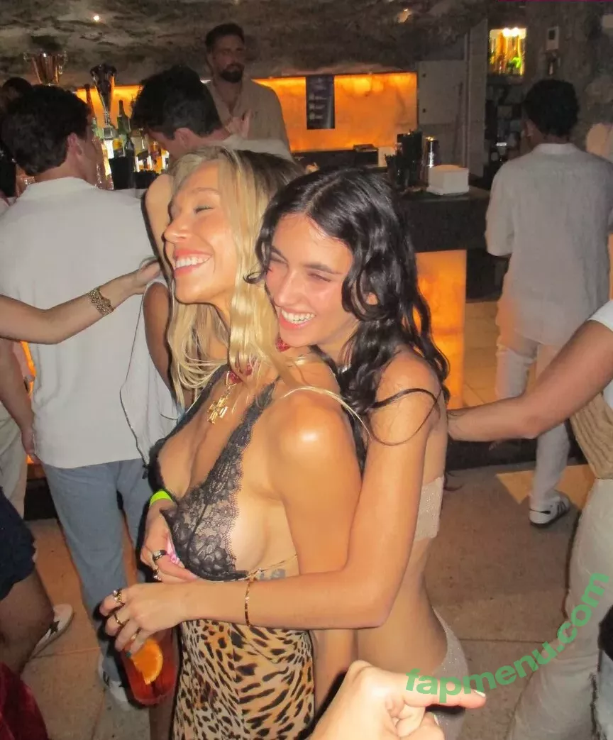 Alexis Ren nude photo #1239 (alexisren / alexisreng / alexisrenofficial / alexxissren)