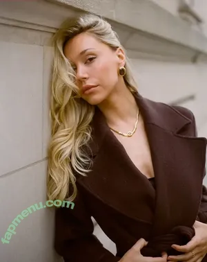 Alexis Ren / alexisren / alexisreng / alexxissren nude photo #2279