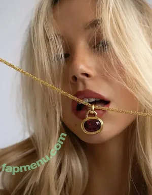 Alexis Ren / alexisren / alexisreng / alexisrenofficial / alexxissren nude photo #2362