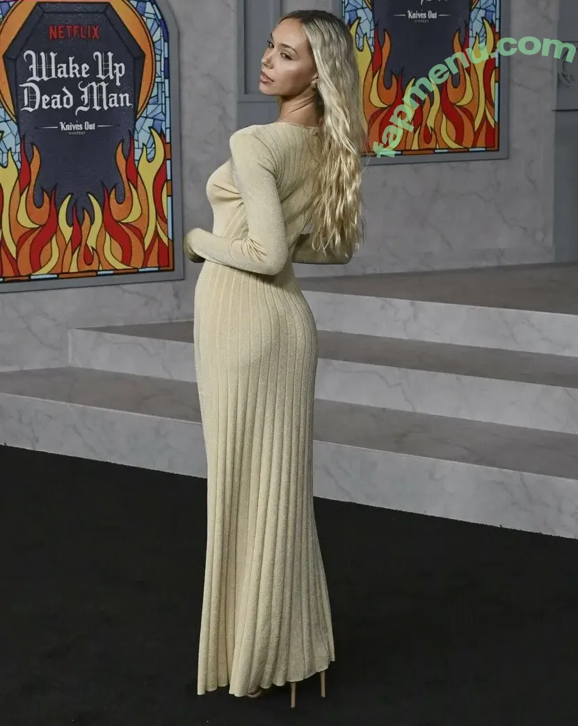 Alexis Ren nude photo #2291 (alexisren / alexisreng / alexisrenofficial / alexxissren)