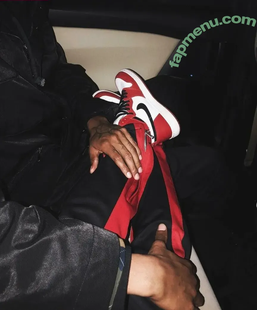 Alexis Ren nude photo #2312 (alexisren / alexisreng / alexisrenofficial / alexxissren)