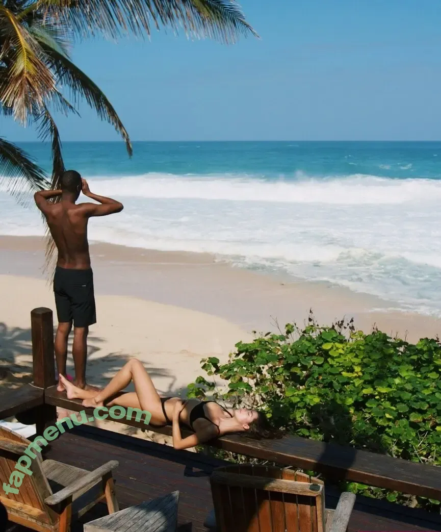 Alexis Ren nude photo #2323 (alexisren / alexisreng / alexisrenofficial / alexxissren)