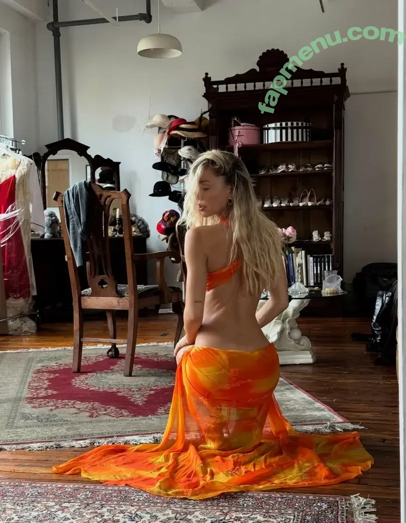 Alexis Ren nude photo #2482 (alexisren / alexisreng / alexisrenofficial / alexxissren)