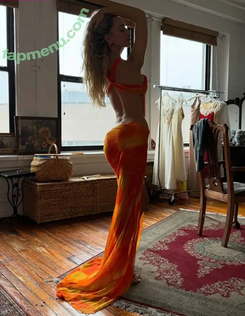 Alexis Ren nude photo #2484 (alexisren / alexisreng / alexisrenofficial / alexxissren)