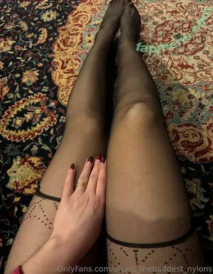 alexis_thebaddest_nylons / queenalexis_thebaddest nude photo #0023