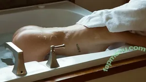 alexisbumgarner / Alexis Bumgarner nude photo #0008