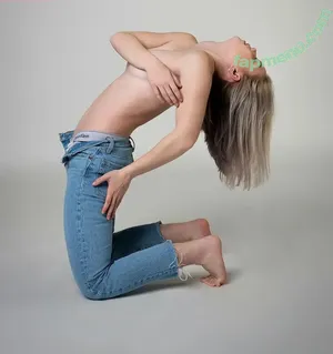 alexisfogartyy / alexisfogarty nude photo #0004