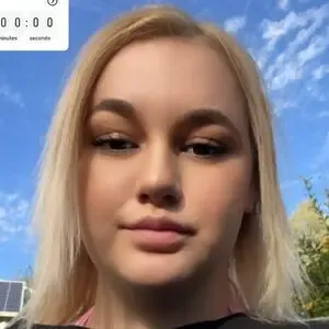 alexismae2412 / skvaridlolexi nude photo #0007