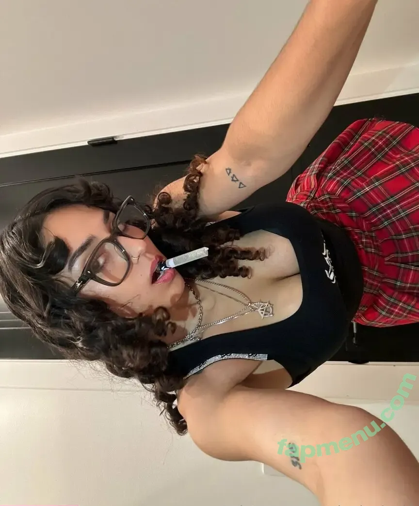 AlexisNicol3 nude photo #0032 (AlexisNicol3)