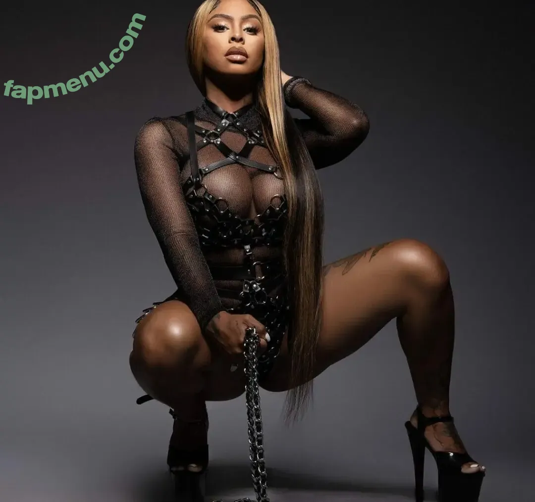 Alexisskyy nude photo #0009 (alexisskyy_)