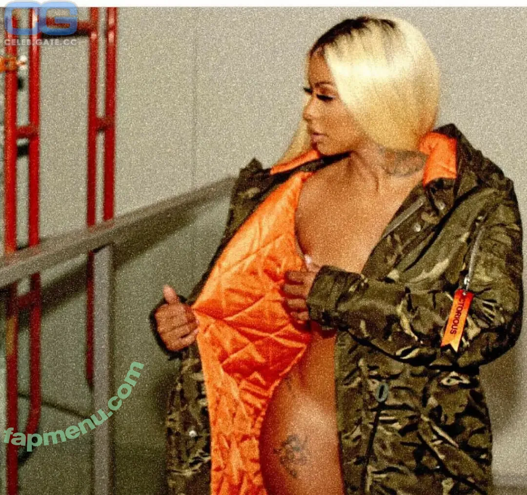 Alexisskyy nude photo #0013 (alexisskyy_)