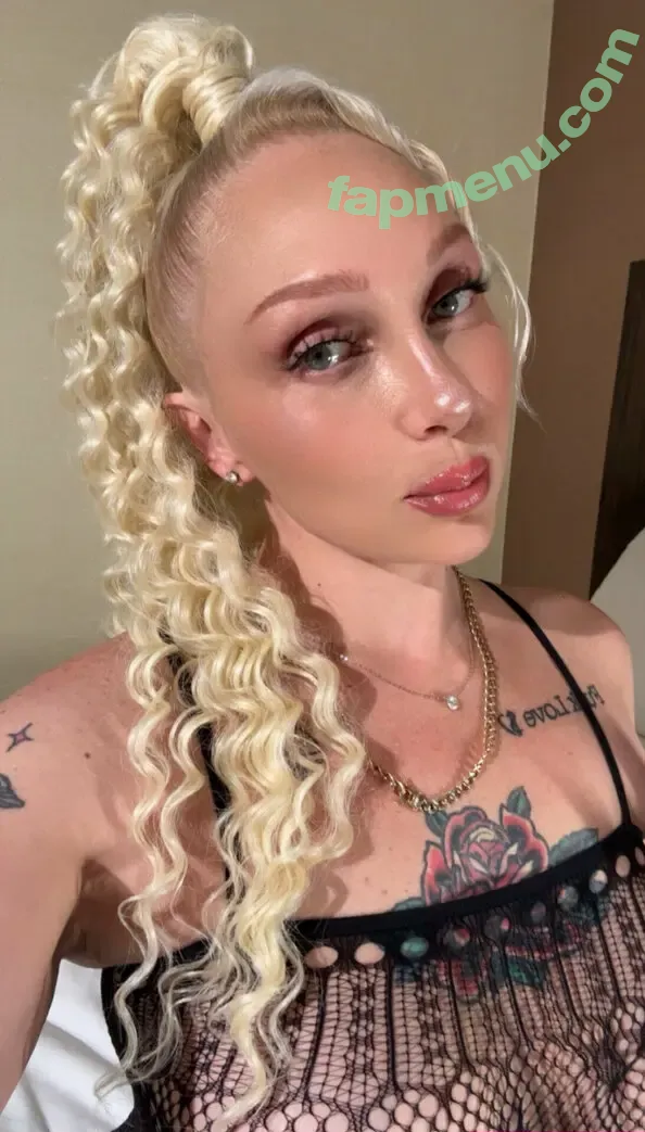 alexisvip nude photo #0030 (thealexisjoy)